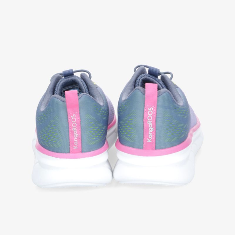 Moderne Sportschuhe in Blau mit rosa Akzenten, bequeme Passform und stabile Sohle, Rückansicht