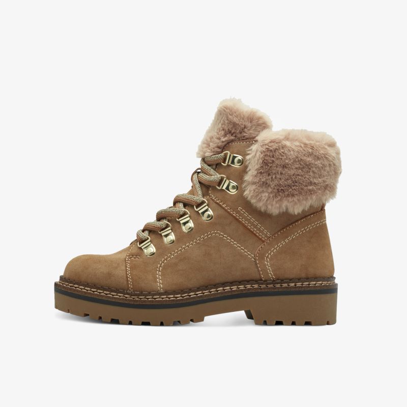Robuster Winterstiefel mit warmer, flauschiger Fütterung und rutschfester Sohle für sicheren Halt