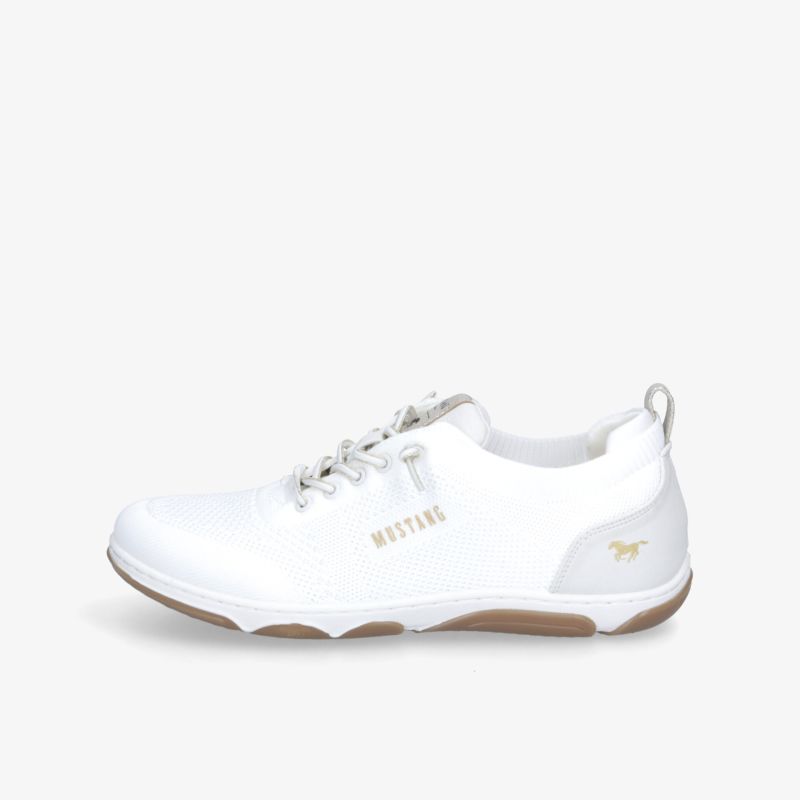 Weißer sportlicher Schuh mit flexibler Sohle und schnürbarem Design für optimalen Komfort und leichte Beweglichkeit