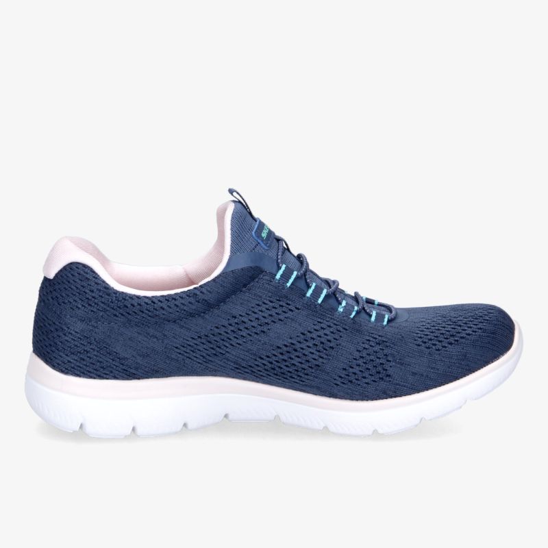 Moderner blauer Sportschuh mit weißer Sohle und komfortabler Polsterung. Langlebig und atmungsaktiv.