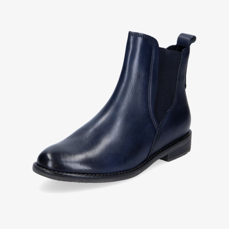 Eleganter schwarzer Lederstiefel mit zeitlosem Design und rutschfester Sohle, perfekt für jeden Anlass.