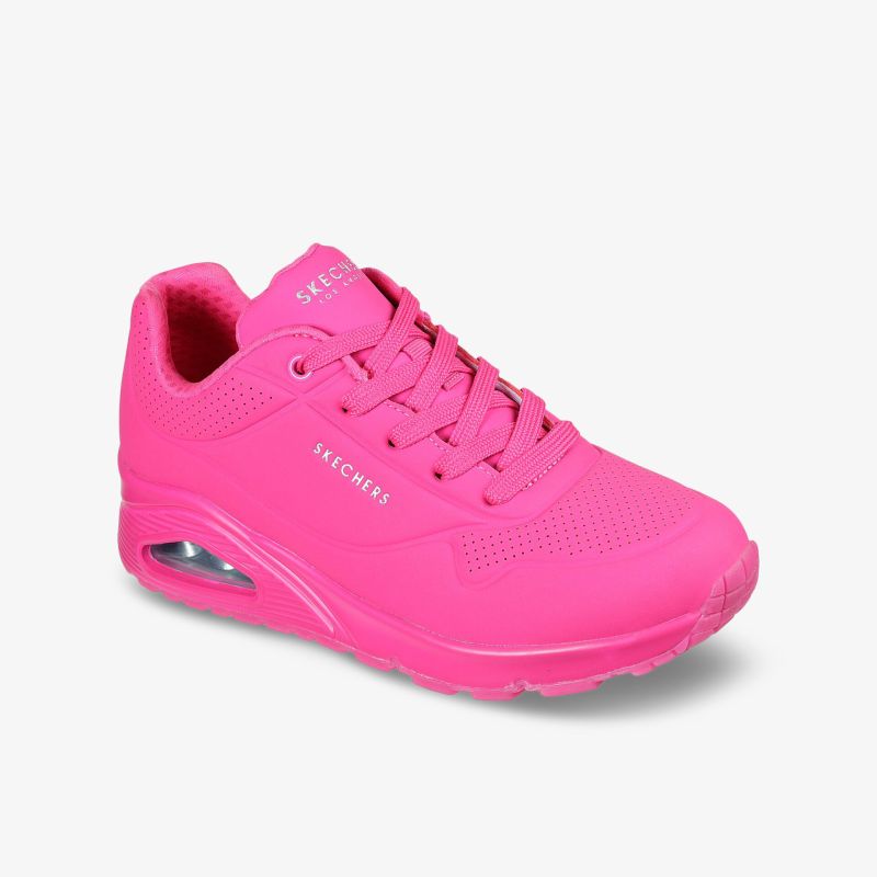 Sportlicher pinker Laufschuh mit atmungsaktivem Material und komfortabler Dämpfung für hohen Tragekomfort