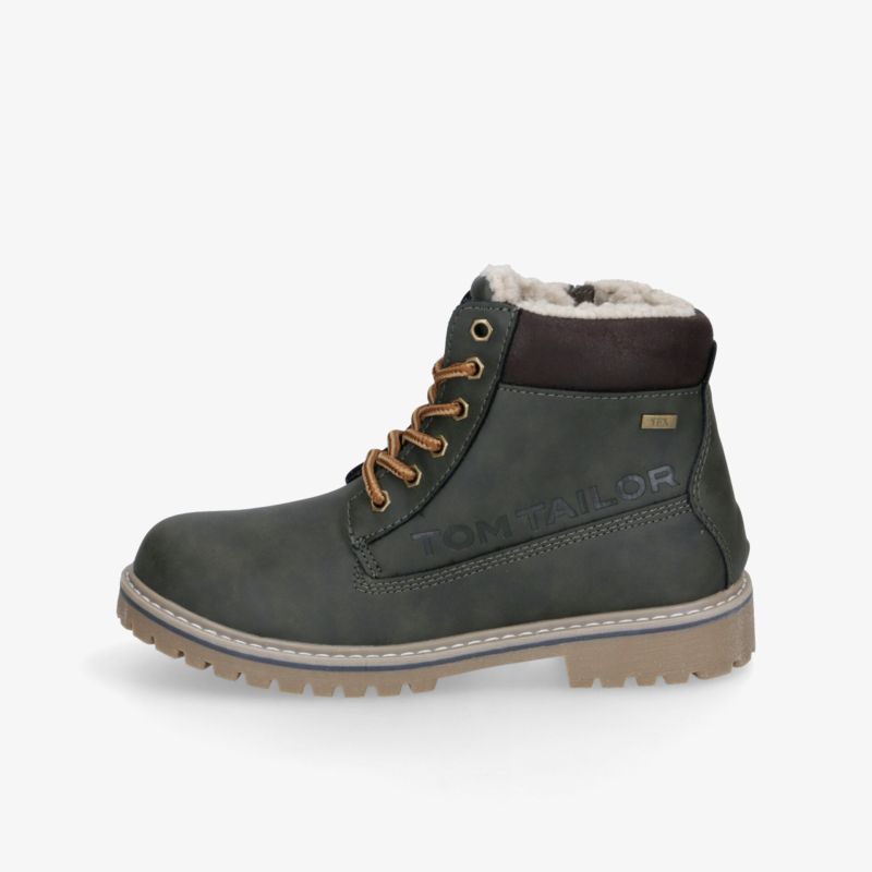 robuster schwarzer Winterstiefel mit warmem Innenfutter, rutschfester Sohle und bequemer Passform, seitliche Ansicht