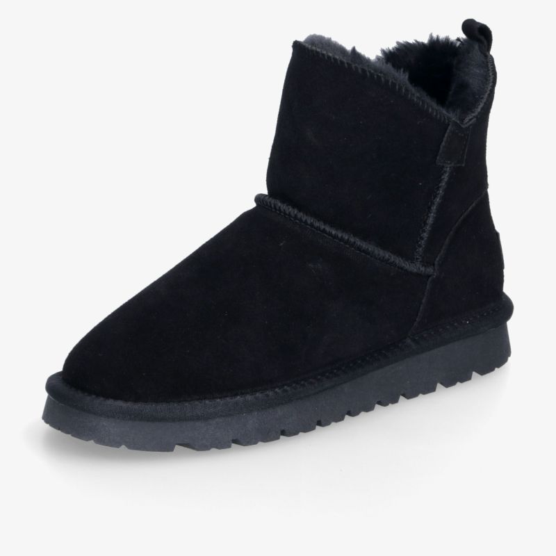 Schwarze Stiefelette mit weichem Innenfutter und robuster Sohle, ideal für kalte Tage
