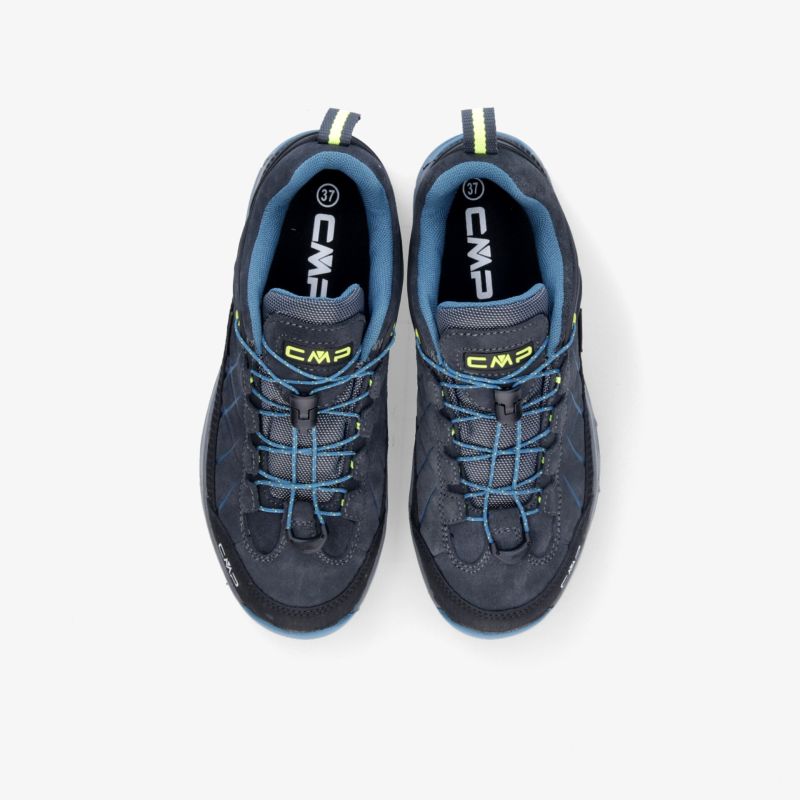 Bequeme und robuste blaue Schuhe für vielseitige Outdoor-Aktivitäten mit rutschfester Sohle.