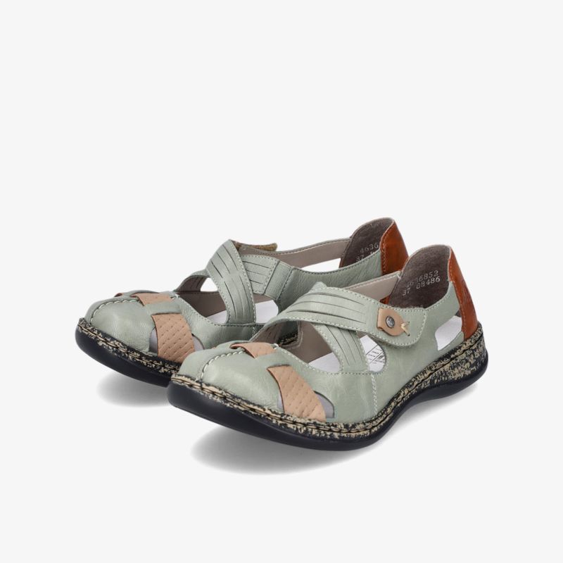 Modischer Schuh mit komfortabler Passform und einzigartigem Design für täglichen Tragekomfort.