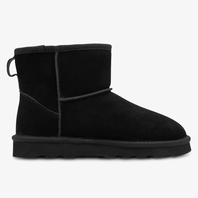 Schwarzer kurzer Stiefel aus weichem Veloursleder mit flacher rutschfester Sohle, bequem und schlicht