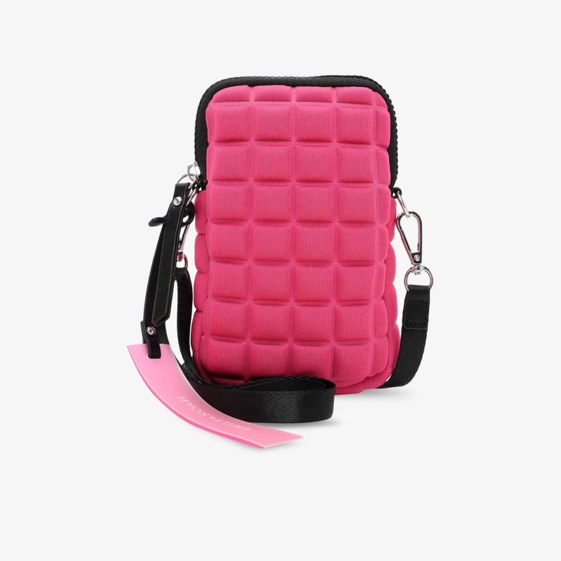 Modische pinke Handytasche mit gepolstertem Design und verstellbarem Schultergurt für vielseitigen Einsatz.