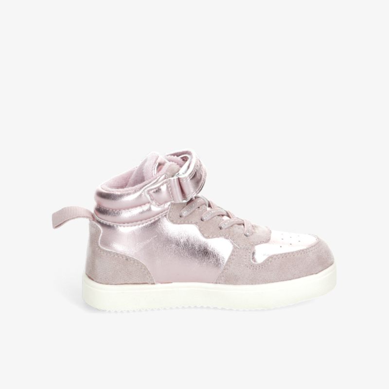 Stylischer Sneaker mit robuster Sohle und bequemer Passform, moderne Schnürung und hochwertiges Material