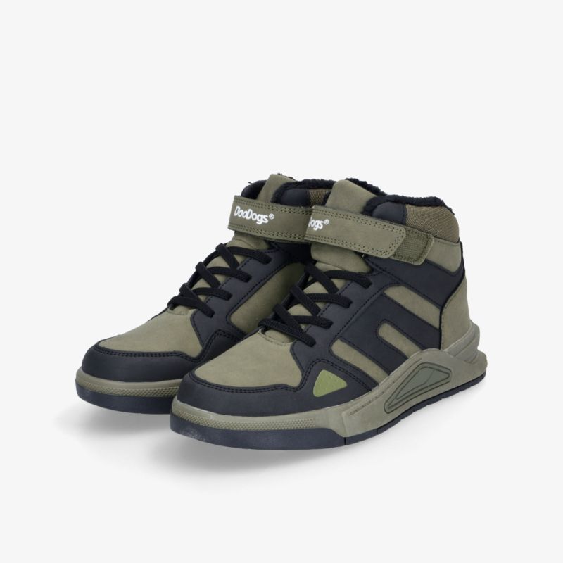 Sportlicher Hochschnitt-Sneaker mit robuster Sohle, gepolstertem Komfort und stützender Schnürung in Grau-Schwarz