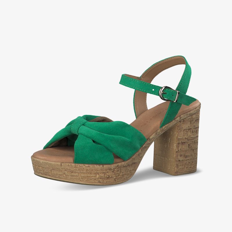 Elegante Plateausandalette mit grünem Wildleder-Look, breitem Absatz und verstellbarem Riemen für bequemen Halt.