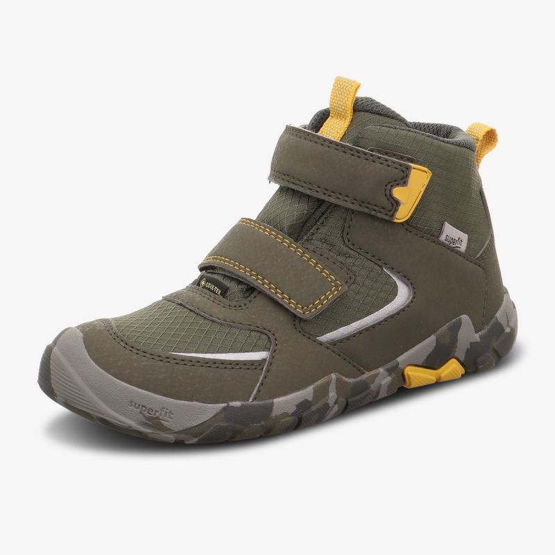 Robuster Outdoor-Schuh mit Klettverschluss und rutschfester Sohle in oliv und gelb, perfekt für vielseitige Abenteuer.