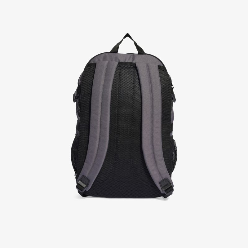 Rucksack mit verstellbaren Trägern und robustem Design für komfortable Nutzung. Ideal für Alltag und Reisen.