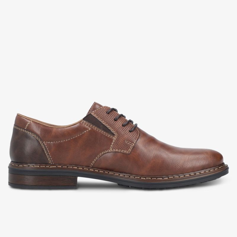 Eleganter brauner Lederschuh mit feinen Nahtdetails, komfortabler gepolsterter Sohle und robustem Design