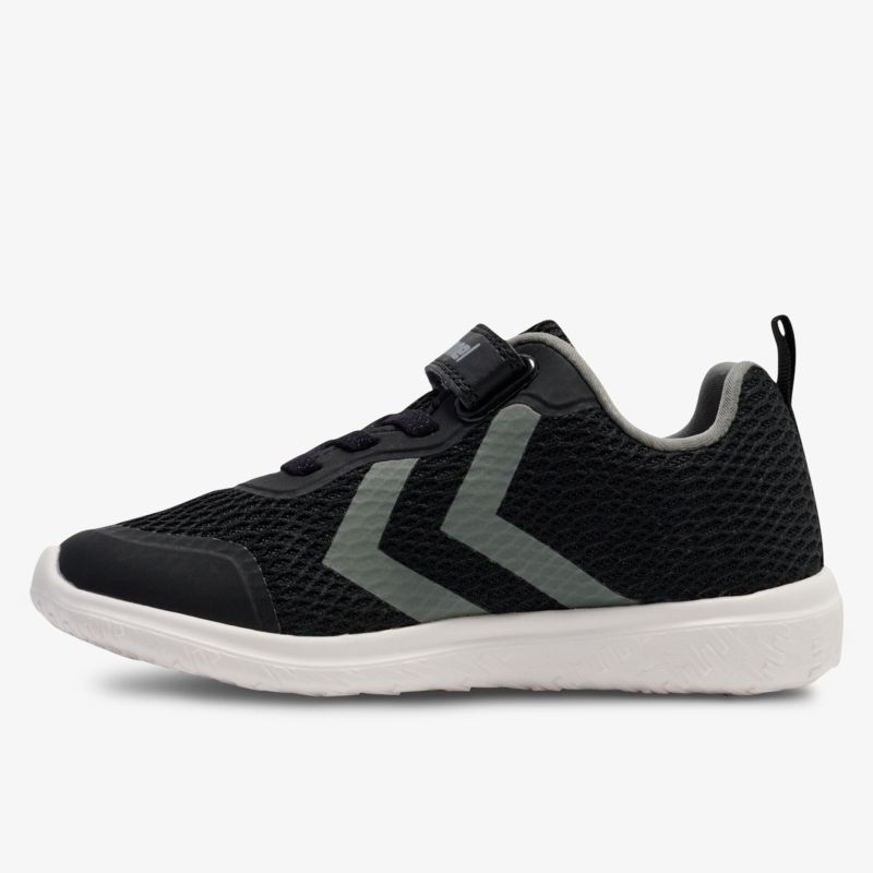 leichter und atmungsaktiver Sportschuh mit flexiblem Material und rutschfester Sohle für optimalen Komfort