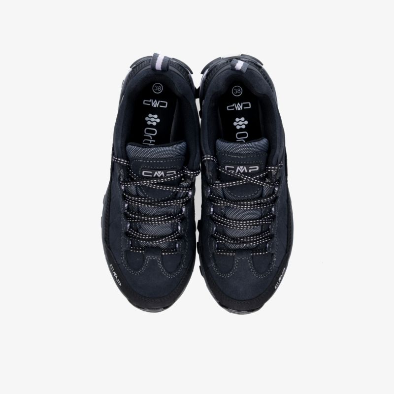 Robuste schwarze Sportschuhe mit atmungsaktivem Material und stabiler Schnürung, ideal für vielseitigen Einsatz