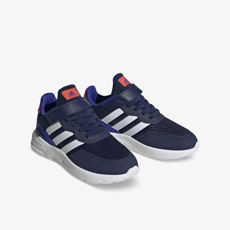 Stylische blaue Sneaker mit weißen Streifen, ideal für sportliche Aktivitäten und täglichen Komfort.