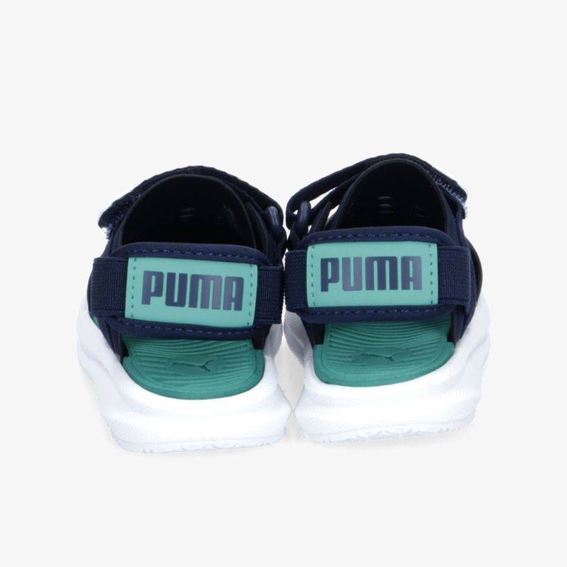 Rückansicht von PUMA Sandalen mit verstellbarem Klettverschluss und gepolstertem Fußbett für Komfort