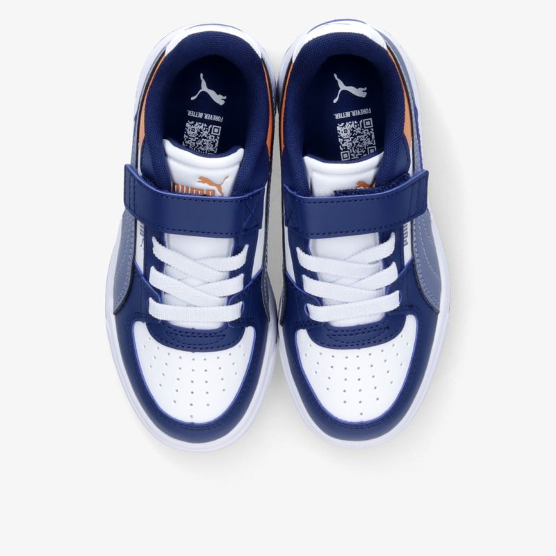 Modische Sportschuhe in Blau und Weiß mit Klettverschluss und schnittigem Design. Komfort und Stil vereint.
