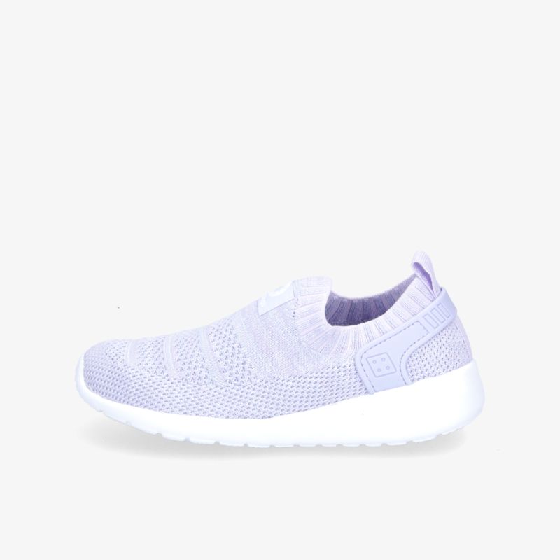 Moderner lila Sneaker mit weißer Sohle, bietet hohen Tragekomfort und Flexibilität für den Alltag.