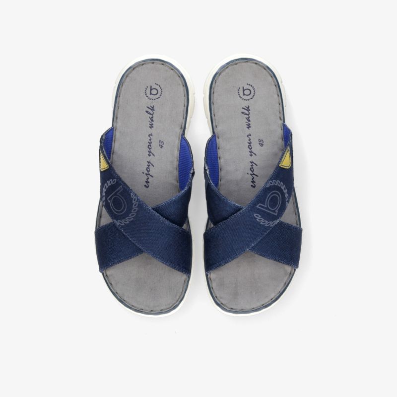 Bequeme Sandalen mit kreuzförmigen Riemen in Blau, ideal für täglichen Komfort und legeren Stil.
