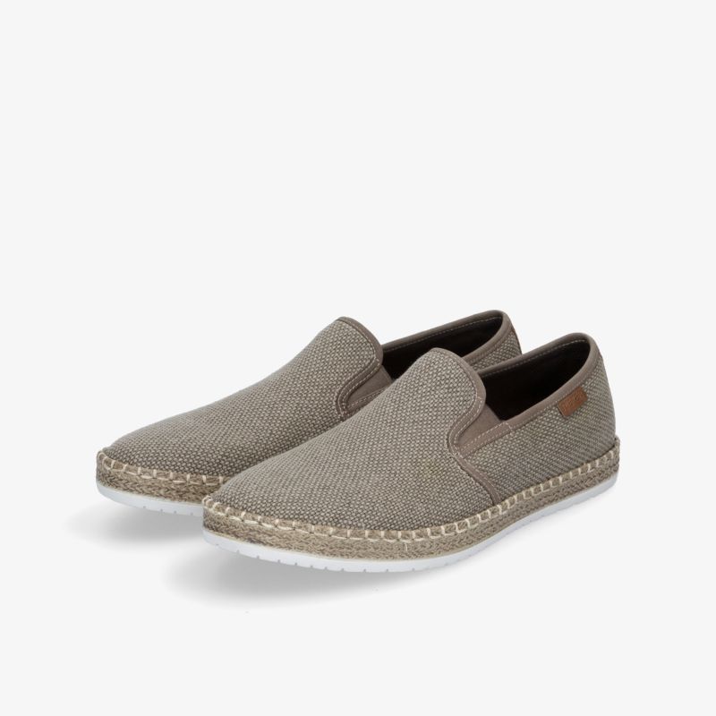 Elegante beige Slip-On-Schuhe aus Textil für maximalen Komfort und vielseitigen Stil.
