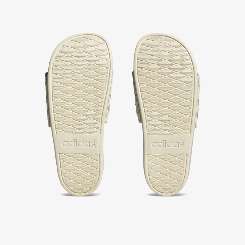 Rutschfeste, langlebige Sandalen mit stabilem Design für maximalen Komfort bei jedem Schritt.