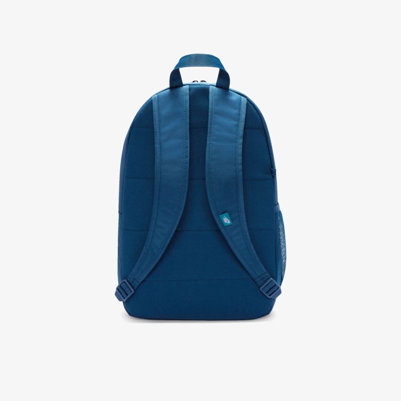 Blauer Rucksack mit gepolsterten Trägern und geräumigem Hauptfach für vielseitigen Gebrauch.