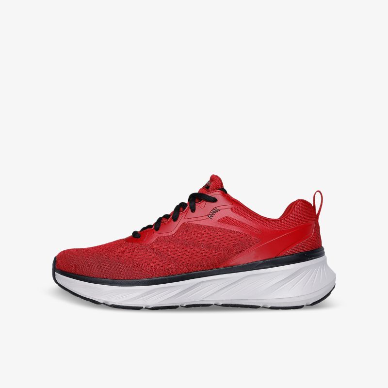 Leichter roter Laufschuh mit stabiler, stoßdämpfender Sohle und atmungsaktiver, bequemer Passform in Seitenansicht