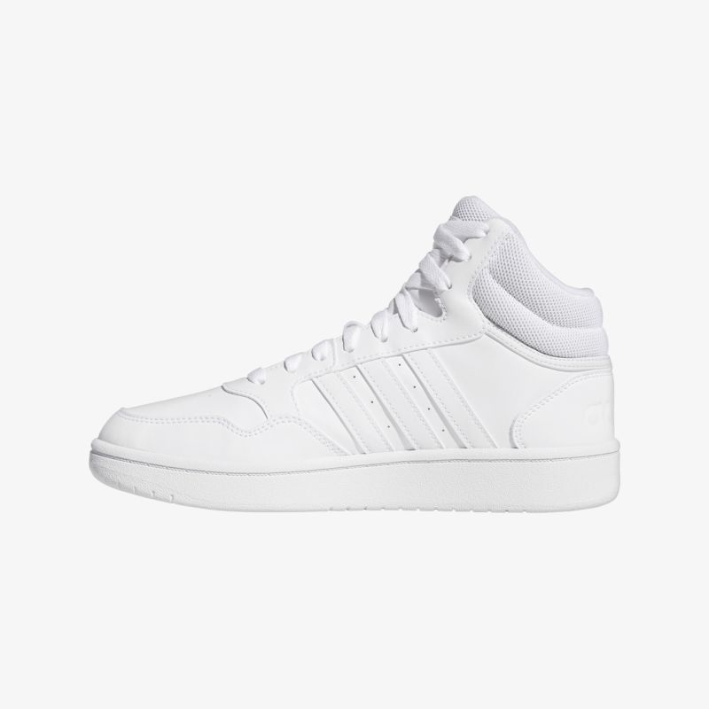 Weißer Sneaker im klassischen Design mit hohem Tragekomfort und stilvollem Look.