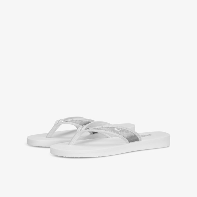 Weiße Flip-Flops mit schlichtem Design, ideal für den Sommer. Leicht und bequem für den täglichen Gebrauch.