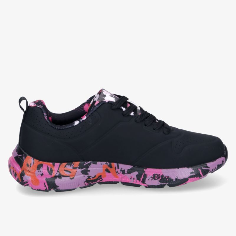 Schwarzer Sportschuh mit farbiger pink-violetter Sohle und modernem Muster, bequem, robust und modisch