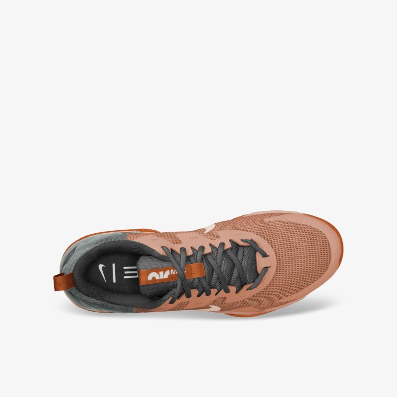 Moderner, atmungsaktiver Sneaker mit bequemem Sitz und stilvollem Design für höchsten Tragekomfort.