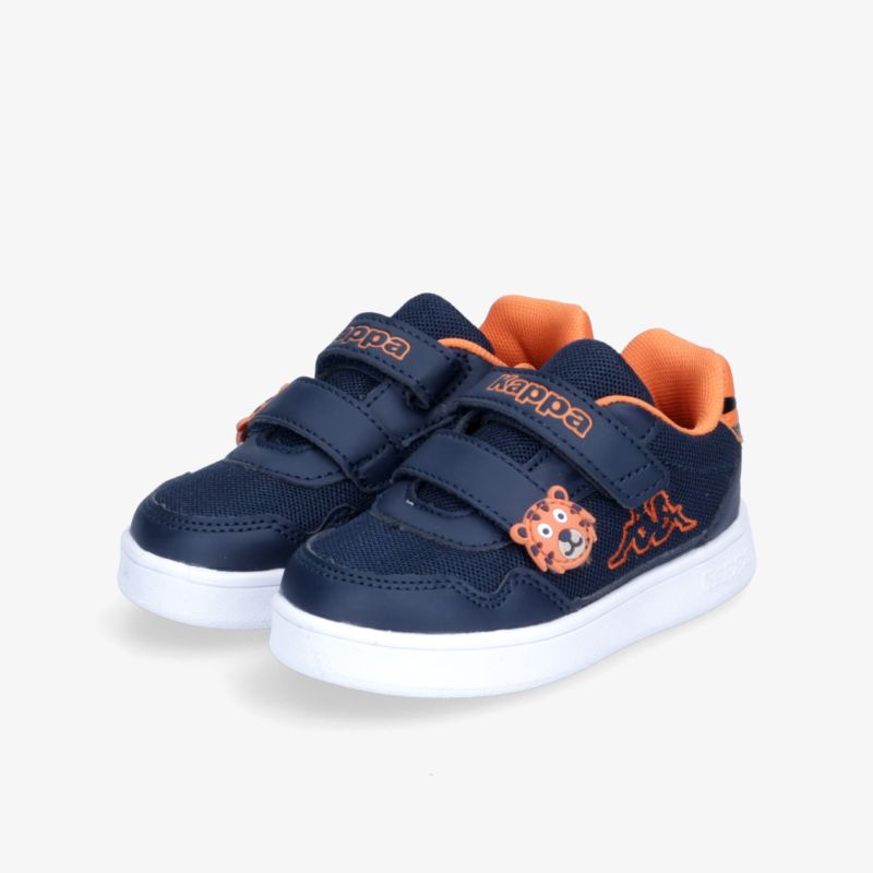 Bequeme, blaue Sneakers mit Klettverschluss und rutschfester Sohle. Sportliches Design mit Cartoon-Elementen.