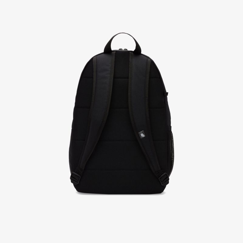 Schwarzer Rucksack mit verstellbaren Trägern, ergonomisch und bequem für den täglichen Gebrauch.