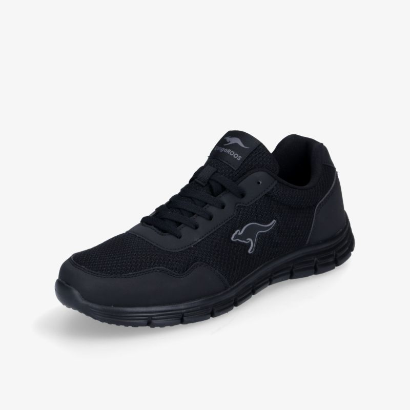 Eleganter schwarzer Turnschuh mit atmungsaktivem Material und rutschfester Sohle, perfekt für sportliche Aktivitäten.