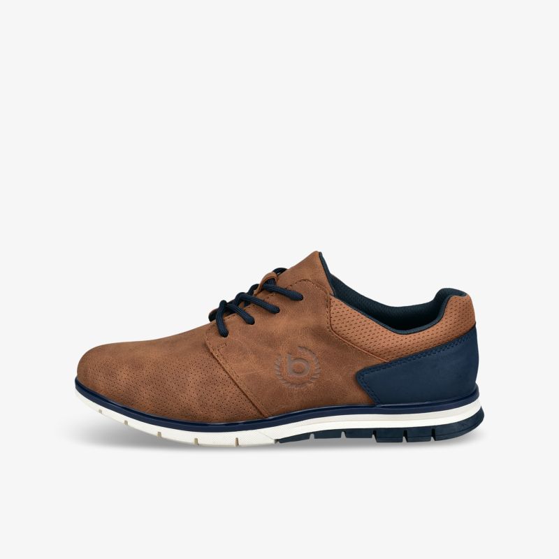 Bequemer brauner Freizeit-Sneaker mit rutschfester Sohle und moderner Schnürung in seitlicher Ansicht