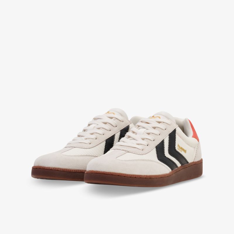 Beige Sportschuhe mit schwarzem Muster und brauner rutschfester Sohle, leichter und bequemer Laufschuh