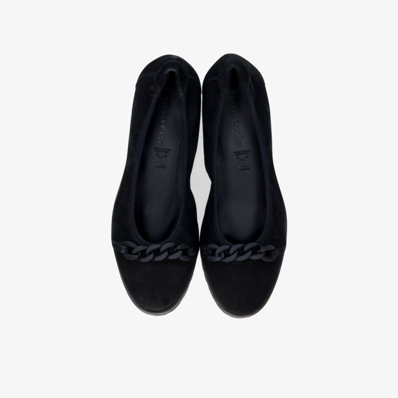 Elegante schwarze Ballerinas mit flacher Sohle und modischem Kettendetail, komfortabel und vielseitig kombinierbar