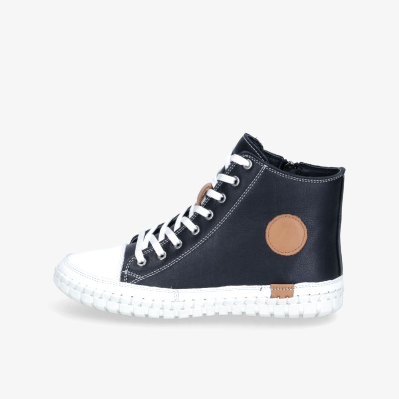 Moderner schwarzer Sneaker mit weißer Sohle und braunem Detail, perfekt für lässige Styles und jeden Tag.