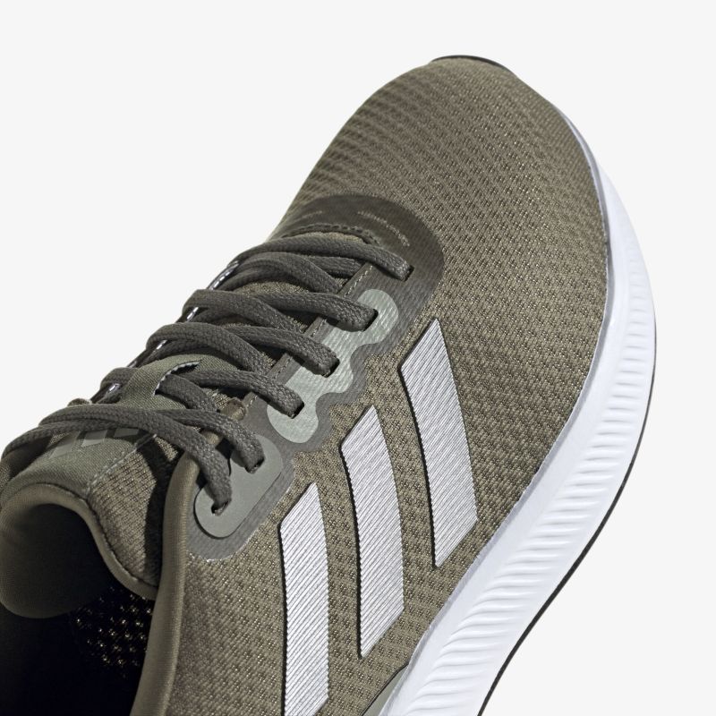 Moderner Sportschuh mit markantem Design, ideal für Freizeit und Sportaktivitäten, langlebig und komfortabel.