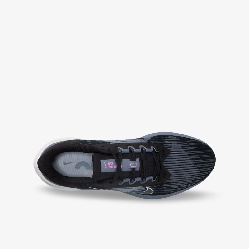 Moderner, leichter Sneaker mit atmungsaktivem Material und sportlichem Design für optimalen Komfort