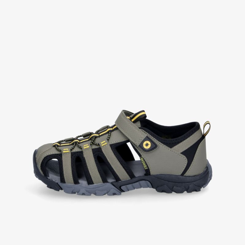 Robuster Outdoor-Sandale mit rutschfester Sohle und verstellbarem Riemen für hohen Tragekomfort