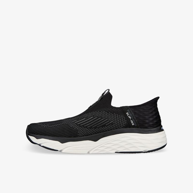 Moderner schwarzer Sportschuh mit flexiblem Material und rutschfester weißer Sohle, komfortabel und leicht