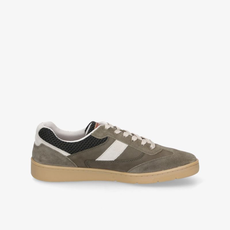 Grauer Sneaker in klarer Seitenansicht mit bequemer Passform und rutschfester Sohle für sportlichen Komfort