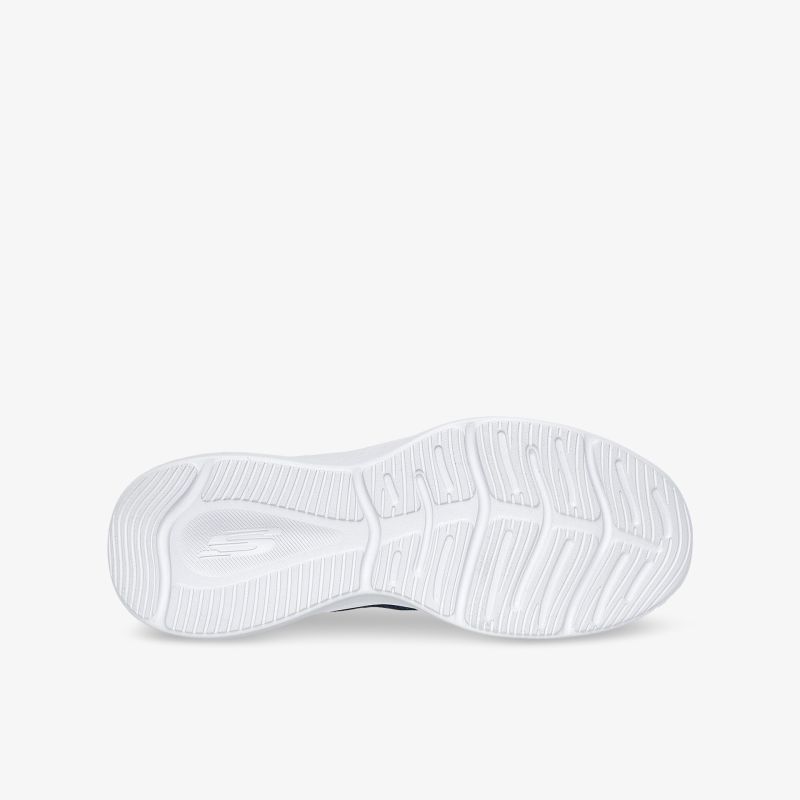 Weiße Schuhsohle mit tiefem Profil für optimale Haftung, Flexibilität und hohen Tragekomfort