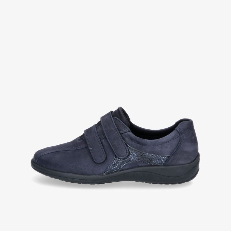 Bequeme Schuhe mit Klettverschluss und rutschfester Sohle in stilvollem Design für ganztägigen Tragekomfort.