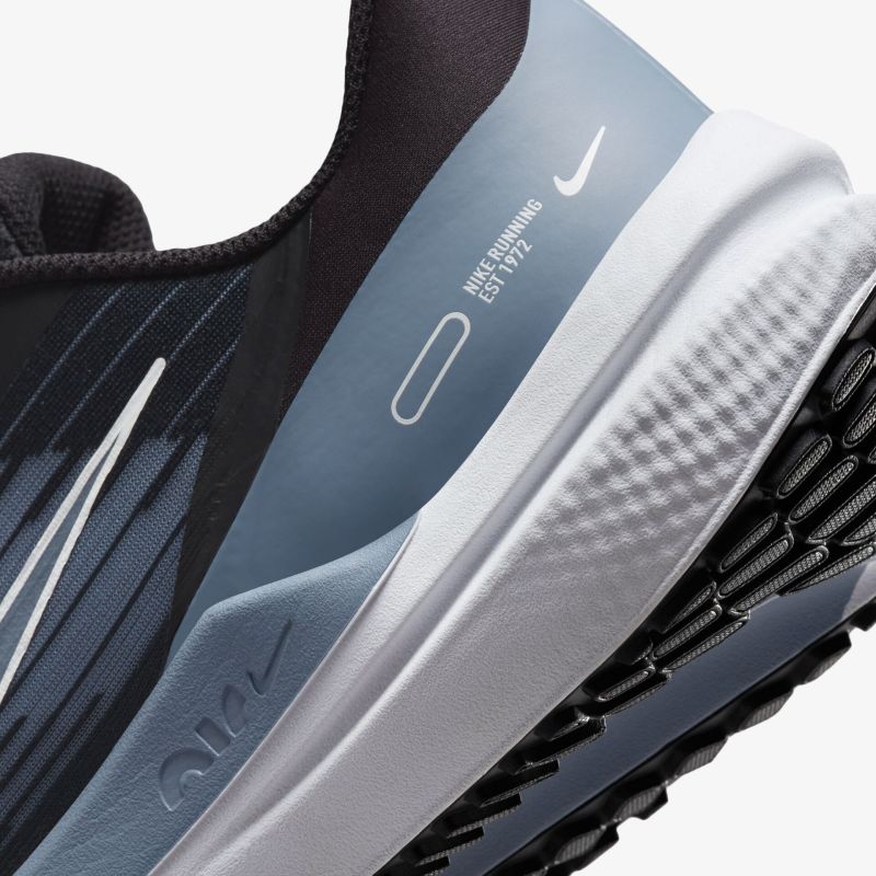 Moderne Laufschuhe mit optimaler Dämpfung und stilvollem Design für exzellenten Halt und Tragekomfort.