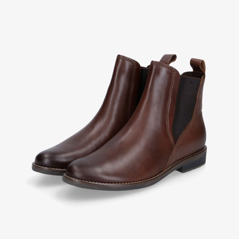 Elegantes Paar brauner Chelsea Boots aus hochwertigem Leder mit elastischen Seiteneinsätzen für komfortablen Sitz