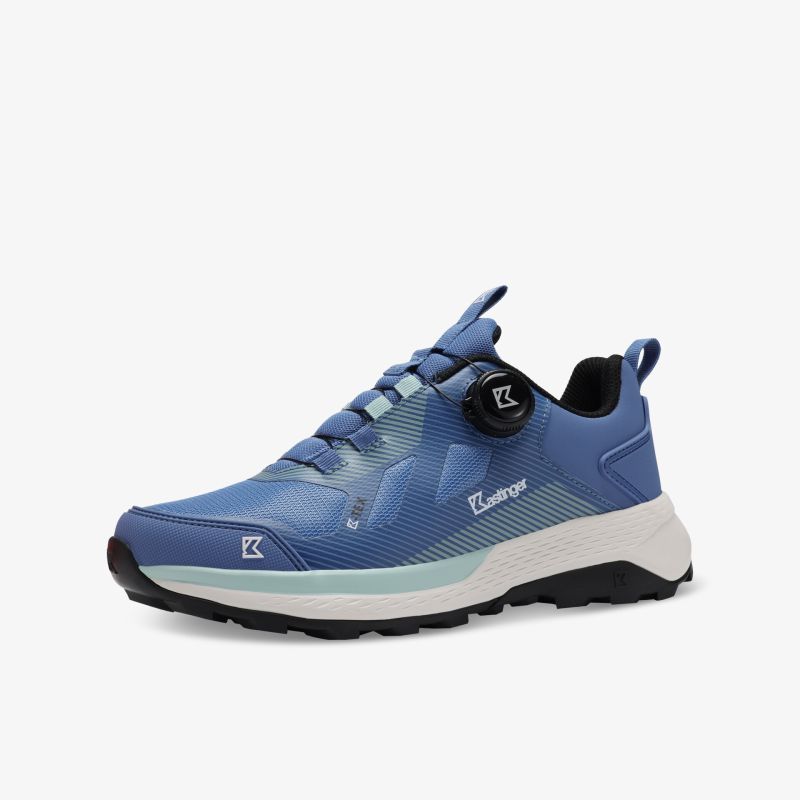 Moderner, leichter Sportschuh mit atmungsaktivem Obermaterial und robuster, dämpfender Sohle